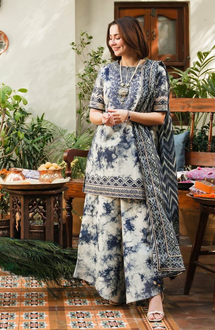Sapphire Embroidered Unstitched 3 Piece