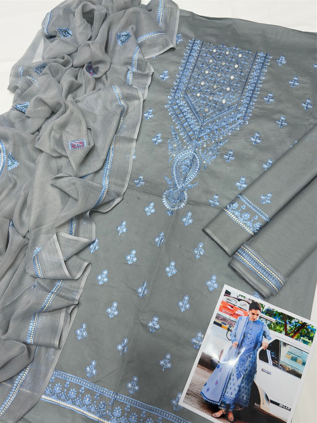 Breeze 1020 Embroidered Unstitched 3 Piece