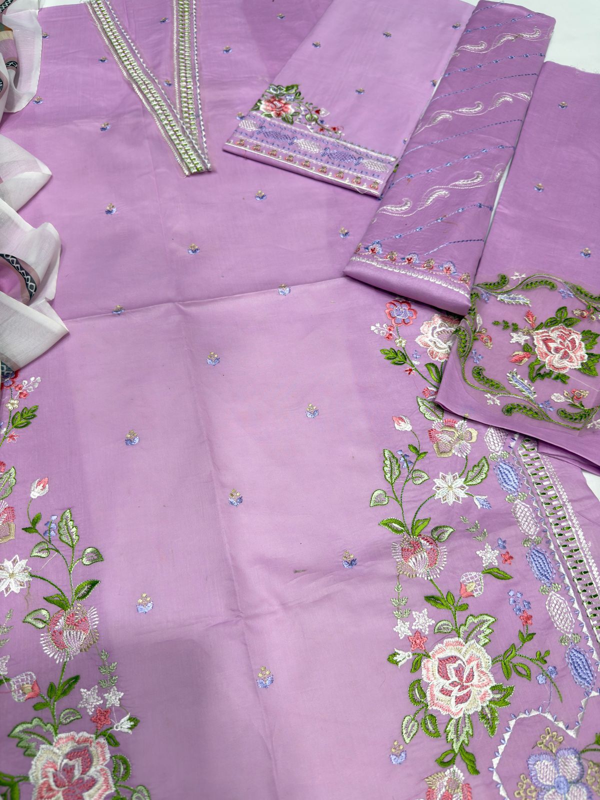 Zara Shahjahan 1066 Embroidered Unstitched 3 Piece