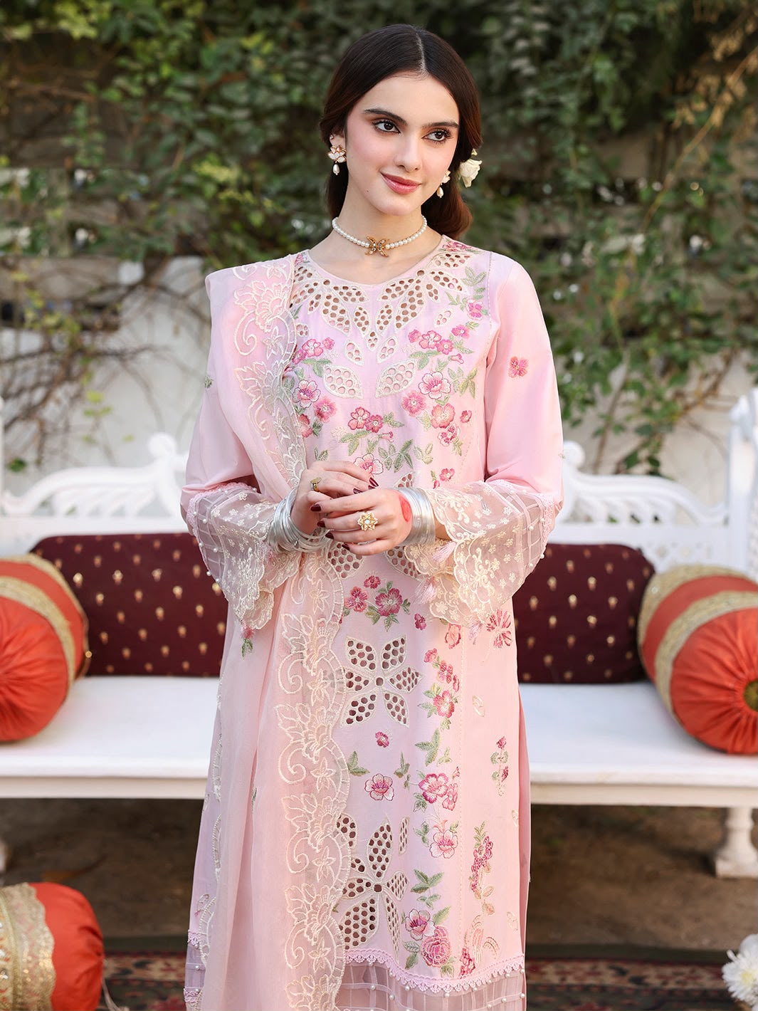Mahnur Chickenkari Unstitched 3 Piece